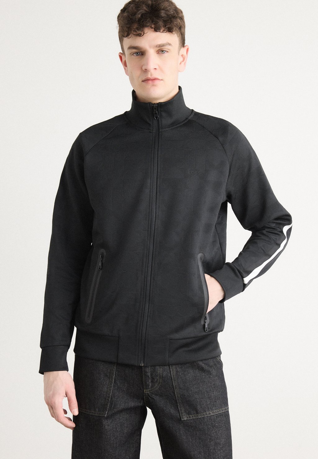 Толстовка на молнии SKARLEY BOSS, черный
Толстовка на молнии SKARLEY BOSS, черный