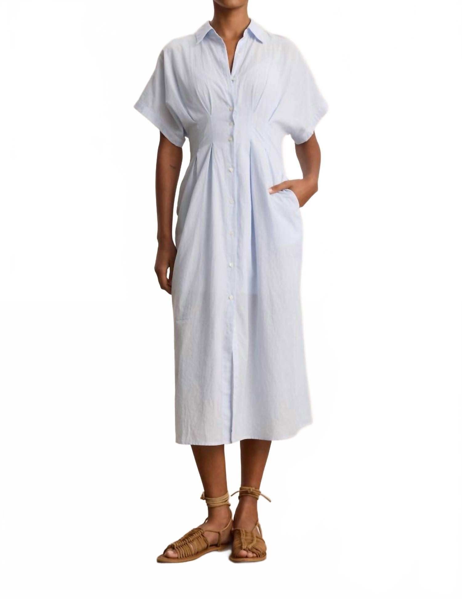 Платье миди Riley в голубом Velvet by Graham & Spencer
Платье миди Riley в голубом Velvet by Graham & Spencer