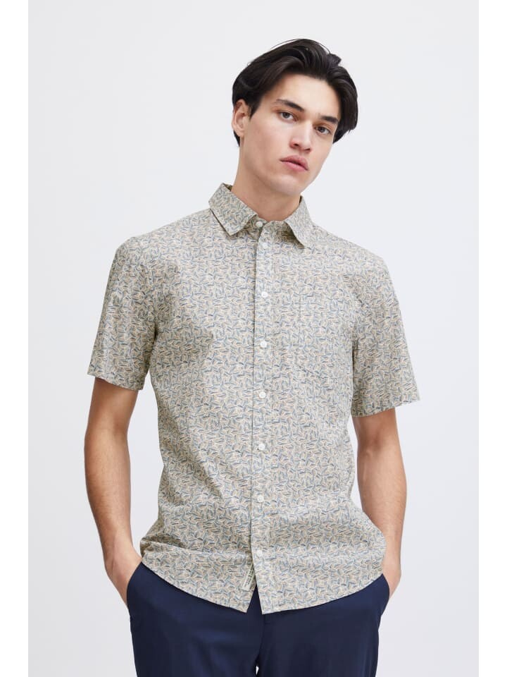 Футболка CASUAL FRIDAY, цвет kurzarmhemd in 
Футболка CASUAL FRIDAY, цвет kurzarmhemd in