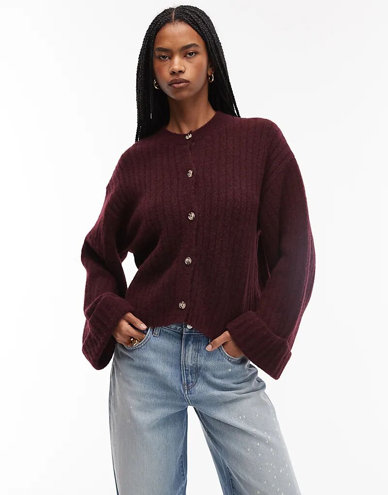 Вязаный кардиган ASOS DESIGN с отворотами из шерсти в винном цвете
Вязаный кардиган ASOS DESIGN с отворотами из шерсти в винном цвете