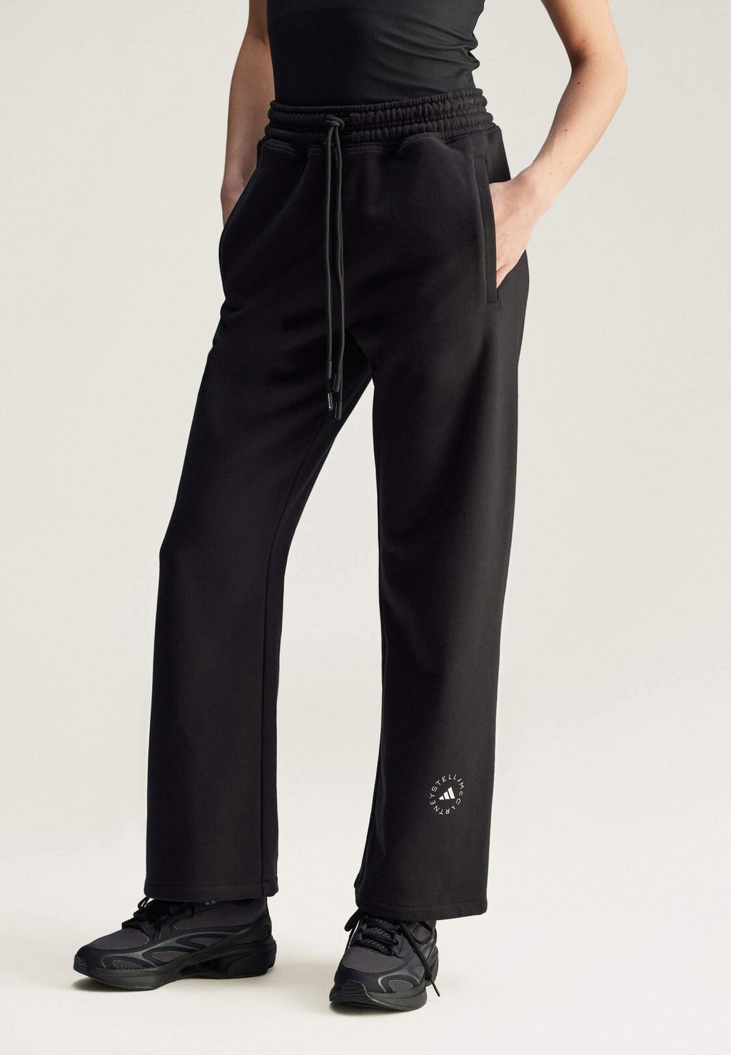 Спортивные брюки adidas by Stella McCartney, черный
Спортивные брюки adidas by Stella McCartney, черный