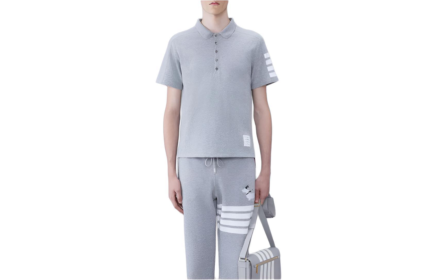 Поло с коротким рукавом 4 bar THOM BROWNE, серый
Поло с коротким рукавом 4 bar THOM BROWNE, серый