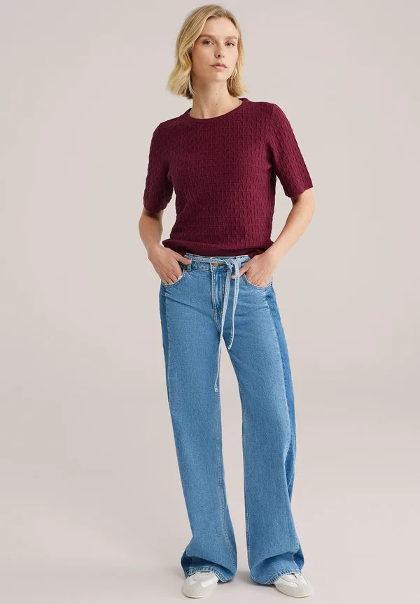 Простая футболка We Fashion, Burgundy Red, Серый, Простая футболка We Fashion, Burgundy Red
Простая футболка We Fashion, Burgundy Red, Серый, Простая футболка We Fashion, Burgundy Red