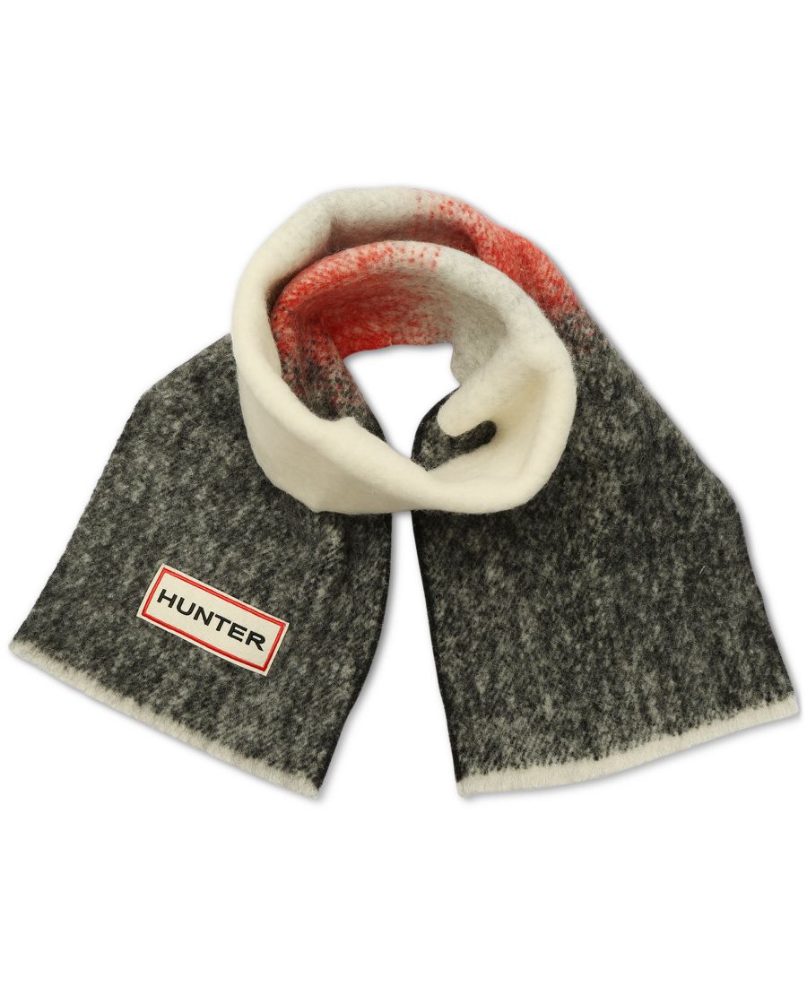 Шарф с эффектом омбре и ворсом Hunter, Black Multi
Шарф с эффектом омбре и ворсом Hunter, Black Multi