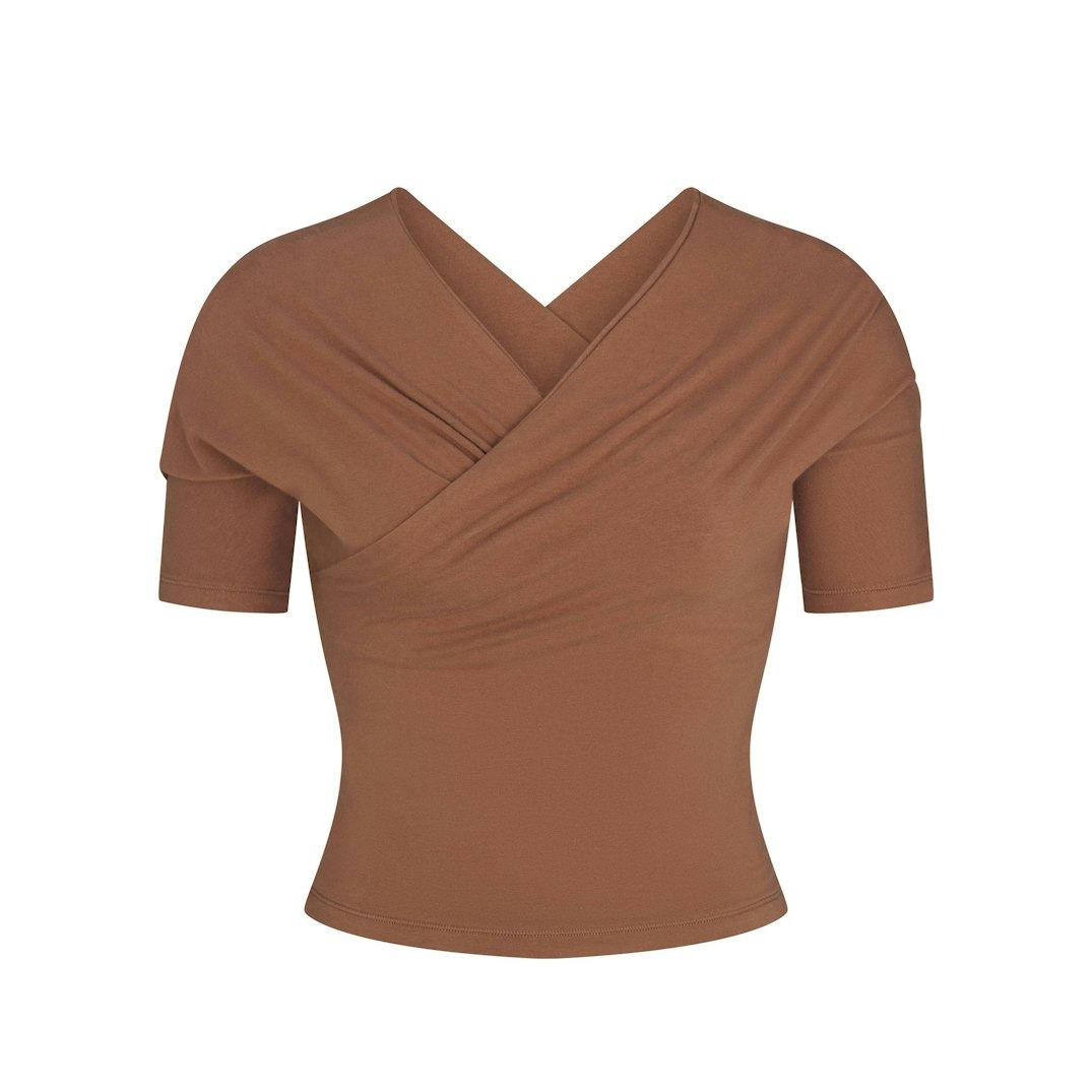 Топ SKIMS Cotton Jersey Wrap, коричневый
Топ SKIMS Cotton Jersey Wrap, коричневый