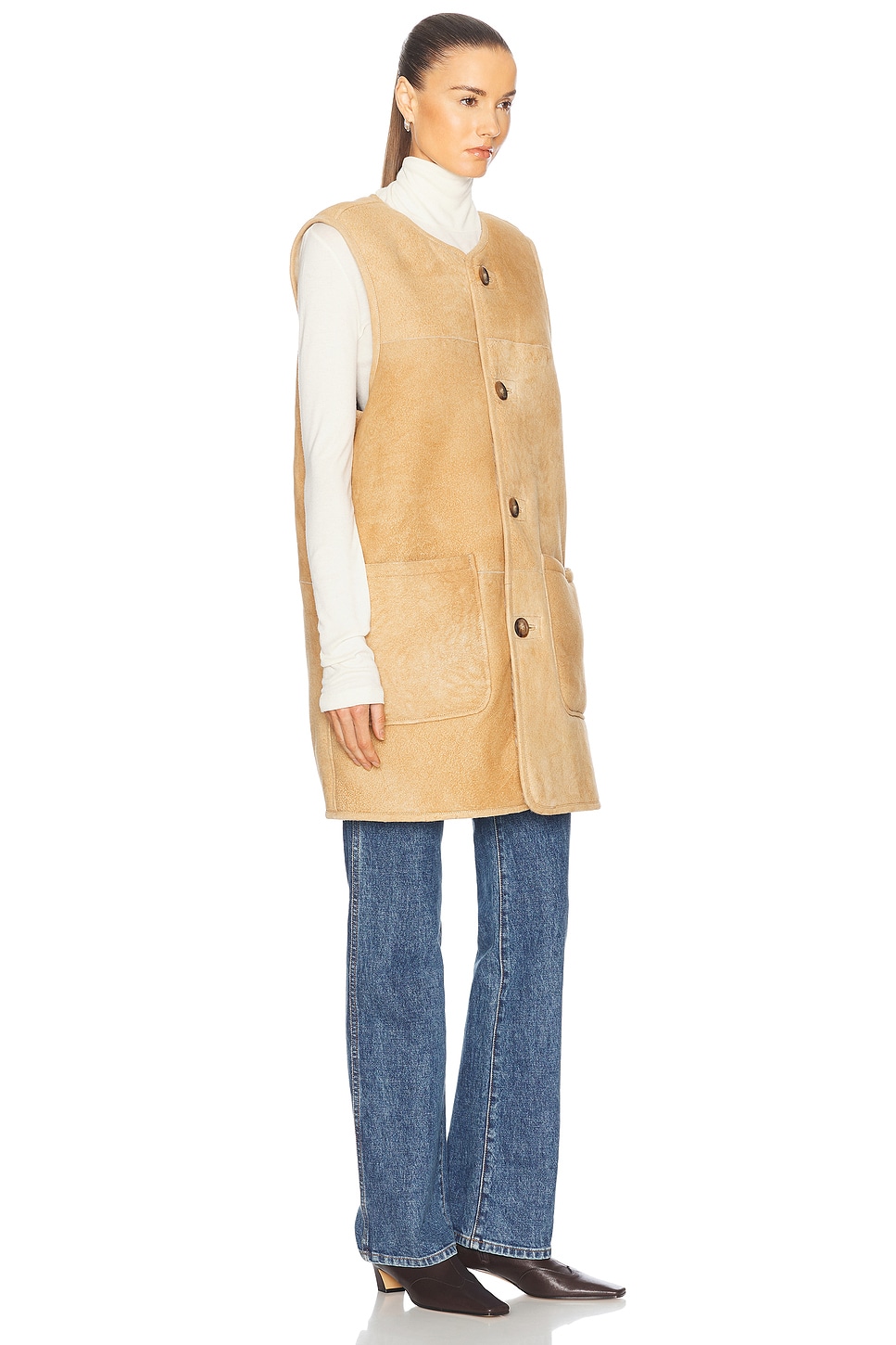 Двусторонний жилет из овчины из шерпы Polo Ralph Lauren, цвет Vintage Saddle & Cream
Двусторонний жилет из овчины из шерпы Polo Ralph Lauren, цвет Vintage Saddle & Cream