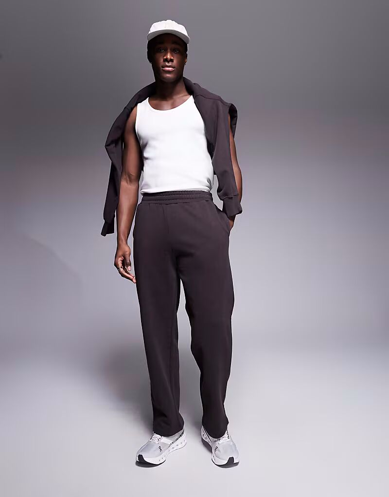 4505 Спортивные брюки Icon из плотного хлопка с широкими штанинами и быстросохнущей отделкой, коричневого цвета с потертостями
4505 Спортивные брюки Icon из плотного хлопка с широкими штанинами и быстросохнущей отделкой, коричневого цвета с потертостями