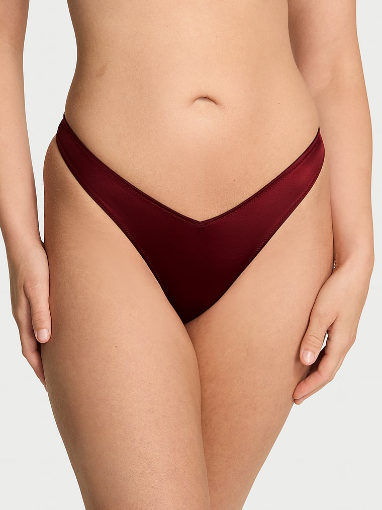 Гладкие трусики-стринги с высокой посадкой и ремешками сзади Very Sexy, smooth sangria red
Гладкие трусики-стринги с высокой посадкой и ремешками сзади Very Sexy, smooth sangria red