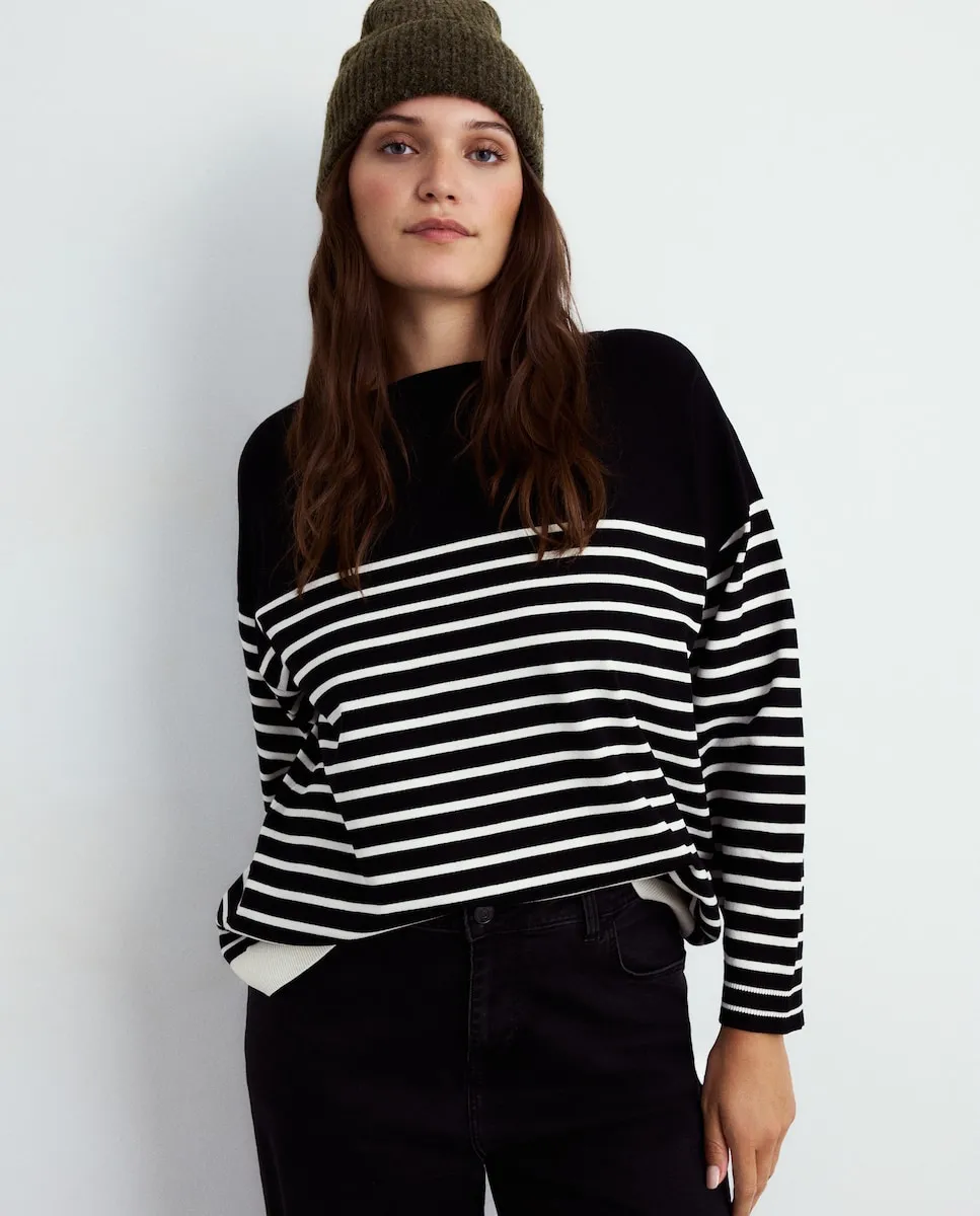 Женская футболка из вискозы с принтом Couchel, черный
Женская футболка из вискозы с принтом Couchel, черный