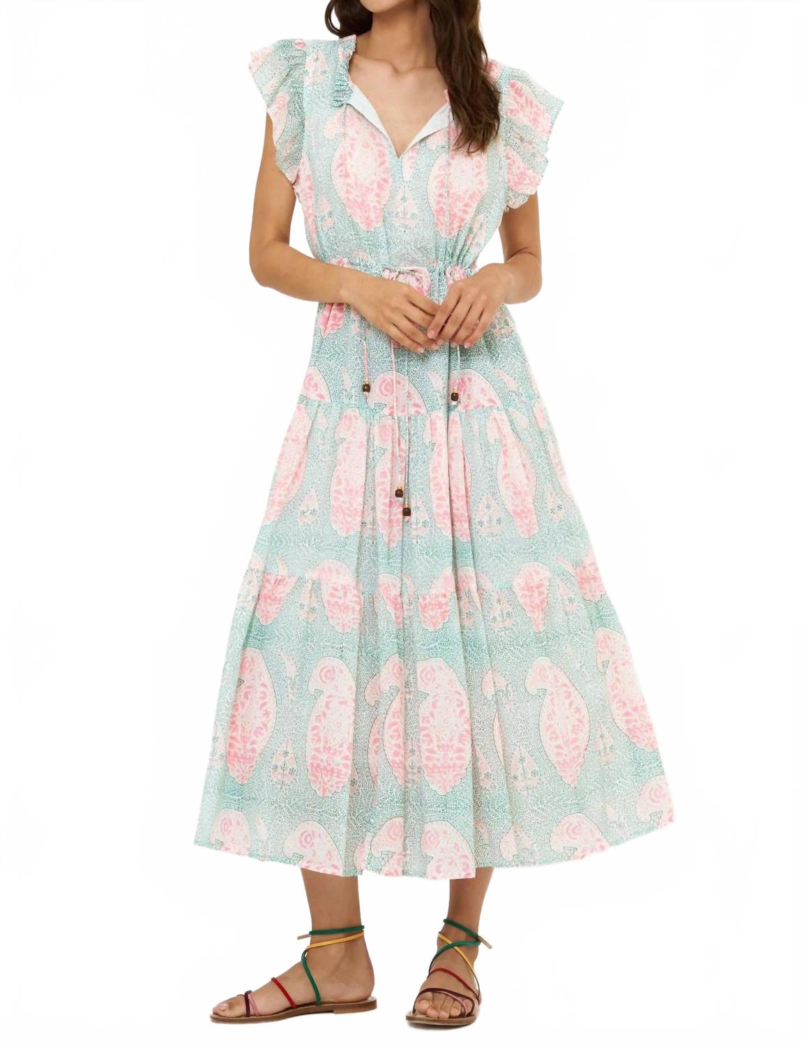 Приталенное кокетливое миди-платье в цвете самоде грин Oliphant, зеленый
Приталенное кокетливое миди-платье в цвете самоде грин Oliphant, зеленый