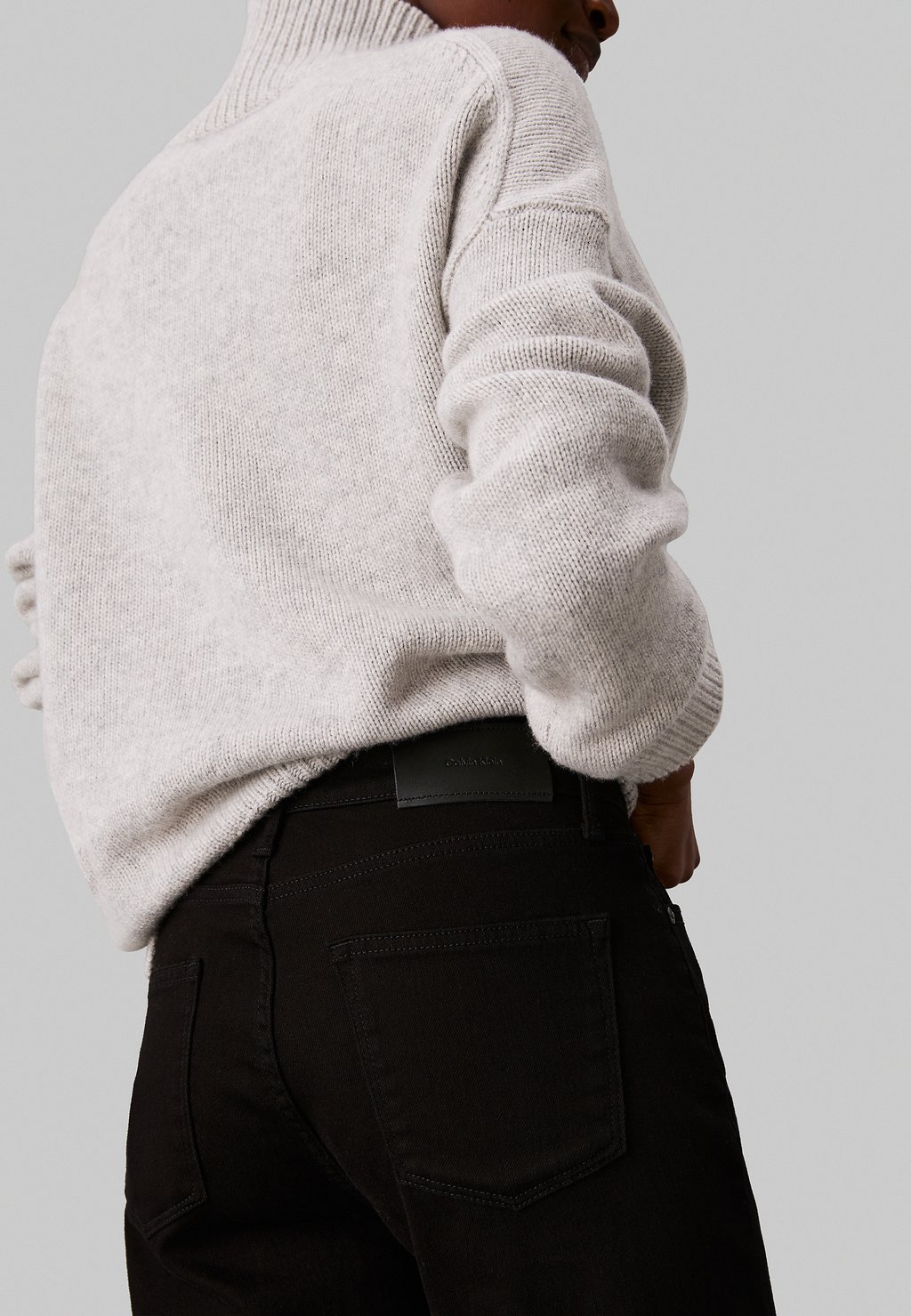 Джинсы облегающего кроя MID Calvin Klein, черный 
Джинсы облегающего кроя MID Calvin Klein, черный