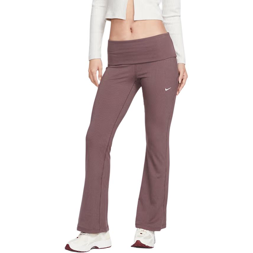 Спортивные штаны FW25 Chill Knit Ribbed, повседневные, женские Nike, коричневый/sail белый
Спортивные штаны FW25 Chill Knit Ribbed, повседневные, женские Nike, коричневый/sail белый