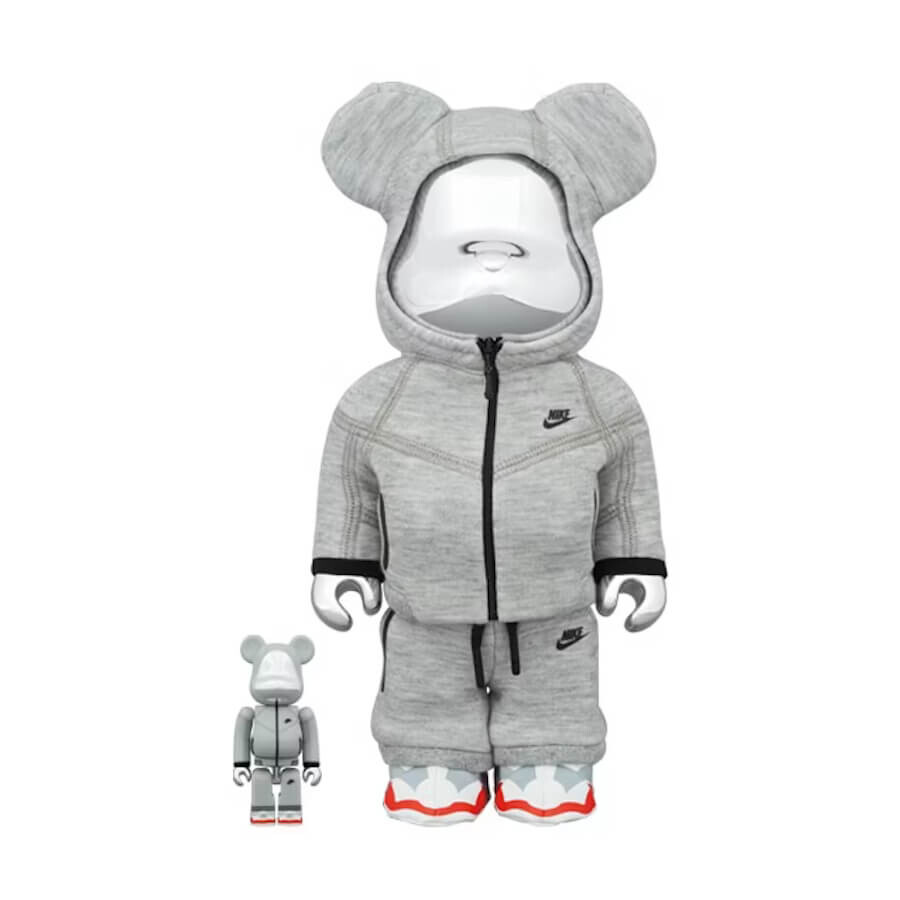Набор фигурок Bearbrick x Nike Tech Fleece N98 100% & 400%, 2 предмета, серый/черный/красный
Набор фигурок Bearbrick x Nike Tech Fleece N98 100% & 400%, 2 предмета, серый/черный/красный