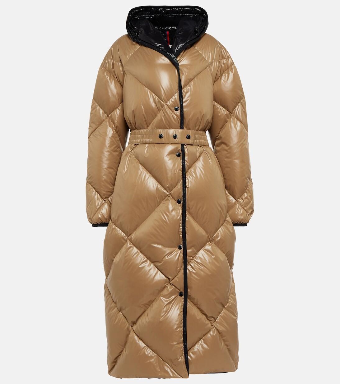 Стеганое пуховое пальто Cotonniere MONCLER, бежевый
Стеганое пуховое пальто Cotonniere MONCLER, бежевый