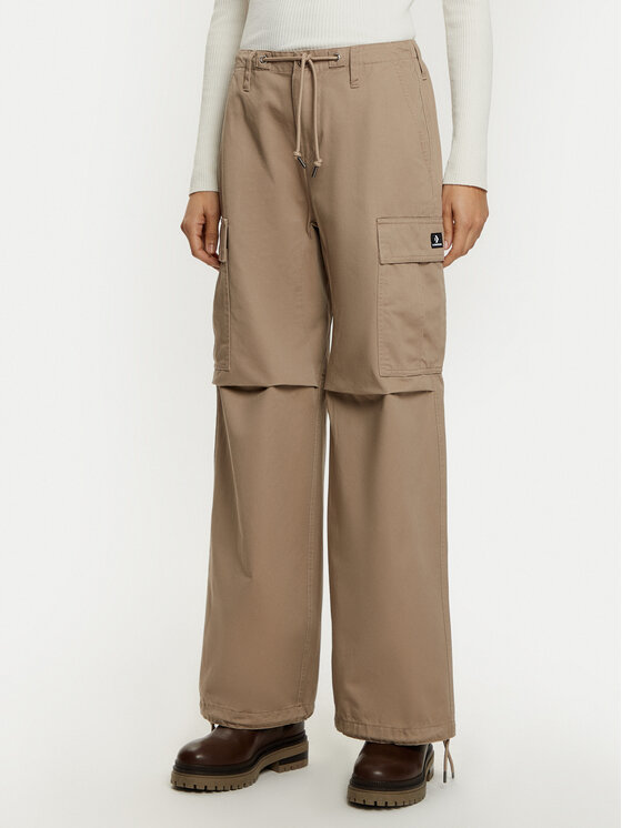 Тканевые брюки свободного кроя Converse, бежевый
Тканевые брюки свободного кроя Converse, бежевый