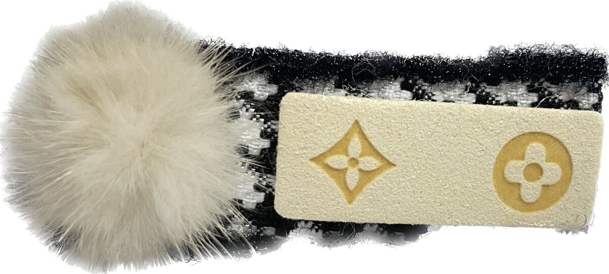 Заколка для волос с мехом Inna Marka
Заколка для волос с мехом Inna Marka