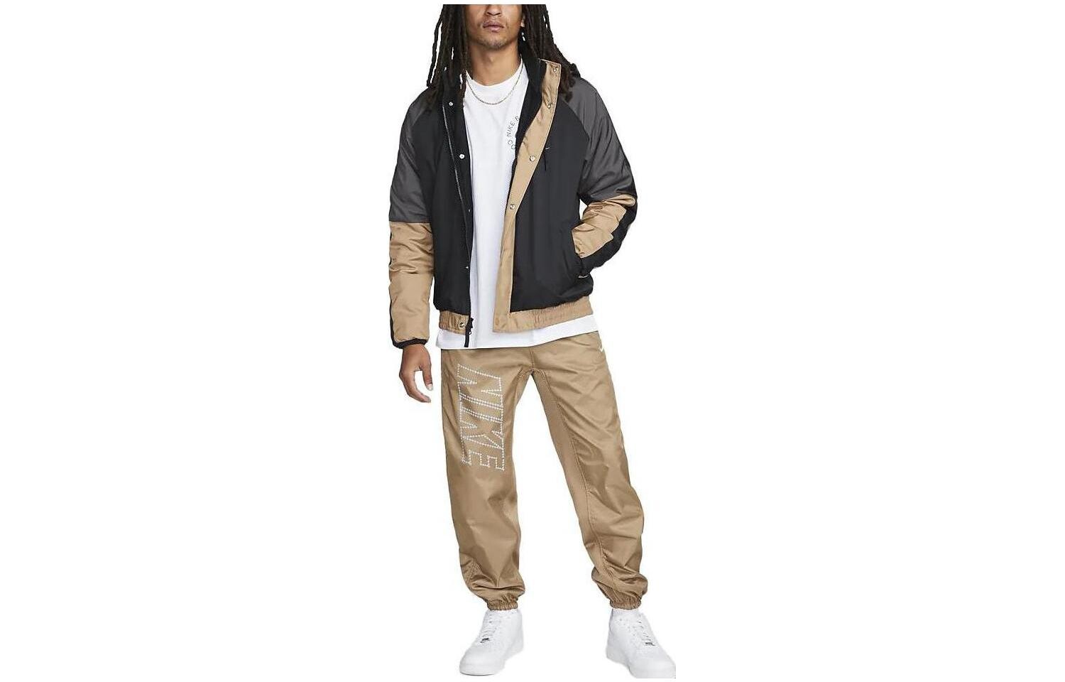 Куртка мужская контрастная Nike, цвет Color Blocking
Куртка мужская контрастная Nike, цвет Color Blocking