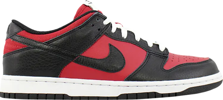 Кроссовки Nike Dunk Low 'Bred', красный
Кроссовки Nike Dunk Low 'Bred', красный