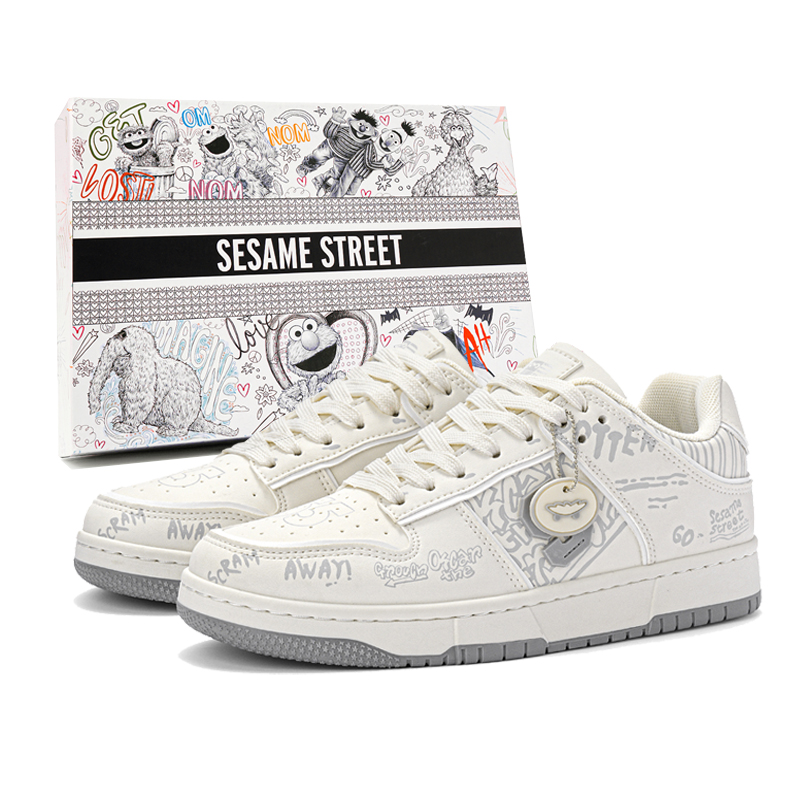 SESAME STREET Юнисекс скейтерские кеды низкие экрю/черный - экрю, цвет Ecru
SESAME STREET Юнисекс скейтерские кеды низкие экрю/черный - экрю, цвет Ecru