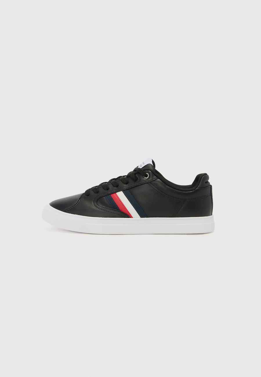 Кроссовки Tommy Hilfiger ICON COURT STRIPES, Black
Кроссовки Tommy Hilfiger ICON COURT STRIPES, Black