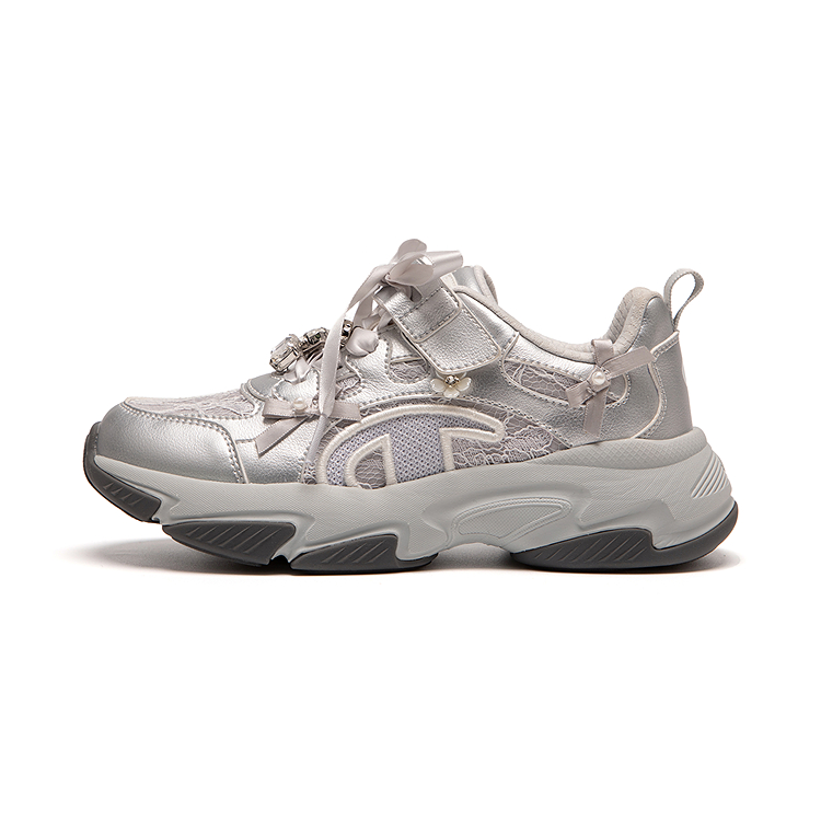 Низкие детские кроссовки для бега Champion Kids, серебряный
Низкие детские кроссовки для бега Champion Kids, серебряный