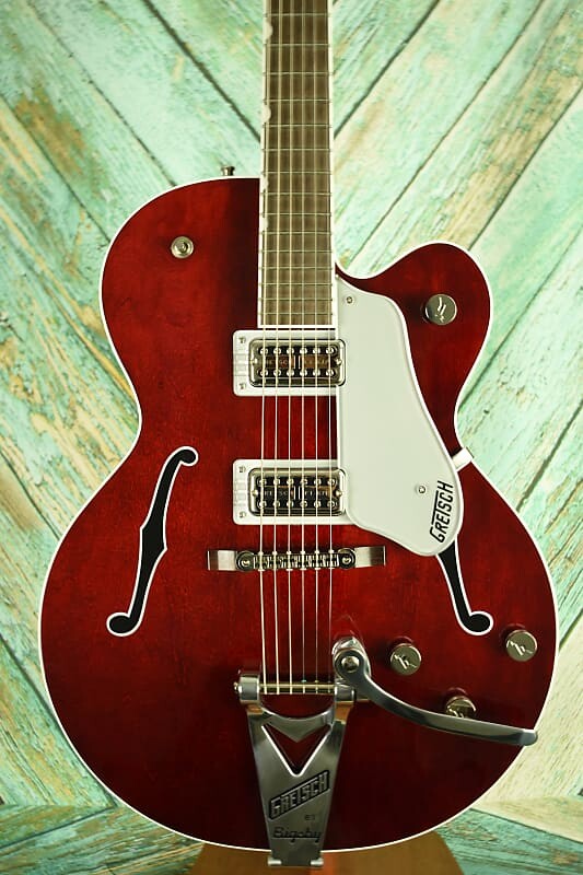 Gretsch G6119T-ET Players Edition Tennessee Rose Electrotone Hollow Body G6119T-ET Players Edition Tennessee Rose Electrotone Hollow Body with Bigsby
Gretsch G6119T-ET Players Edition Tennessee Rose Electrotone Hollow Body G6119T-ET Players Edition Tennessee Rose Electrotone Hollow Body with Bigsby