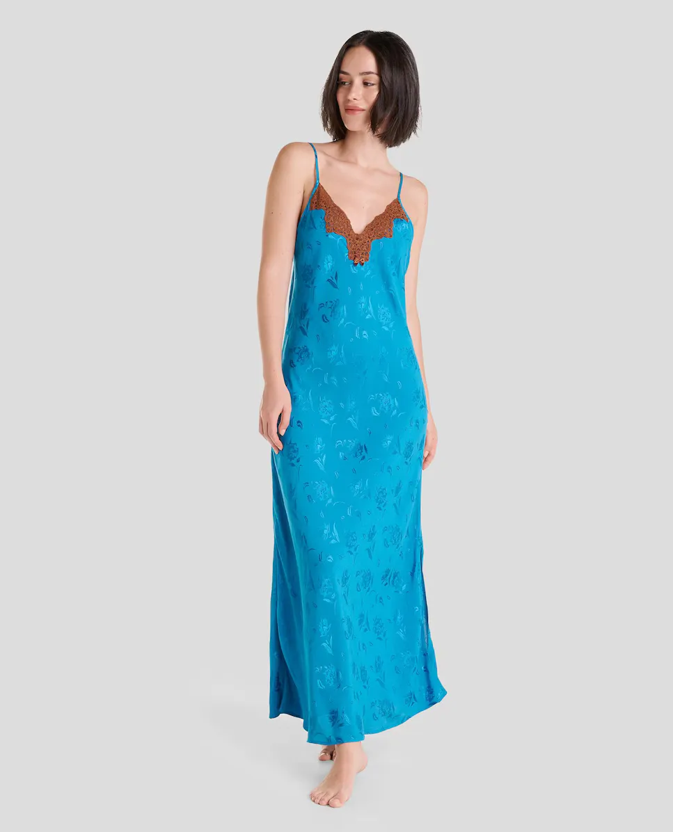 Женская длинная ночная рубашка на бретелях Lohe, синий
Женская длинная ночная рубашка на бретелях Lohe, синий