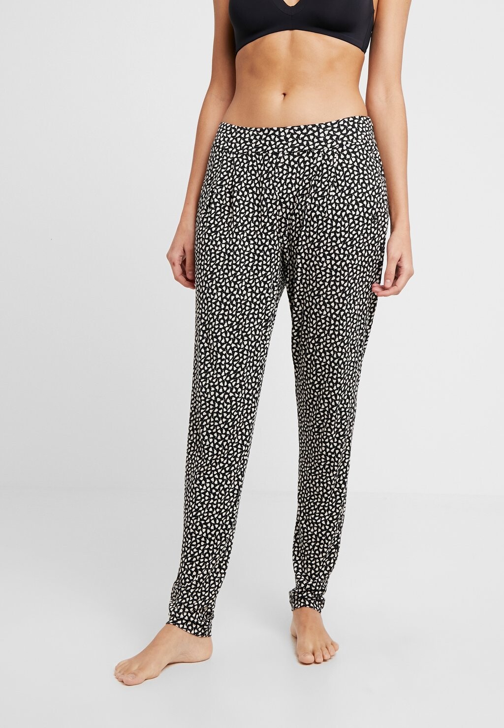 Пляжный аксессуар s.Oliver, цвет schwarz/crem
Пляжный аксессуар s.Oliver, цвет schwarz/crem