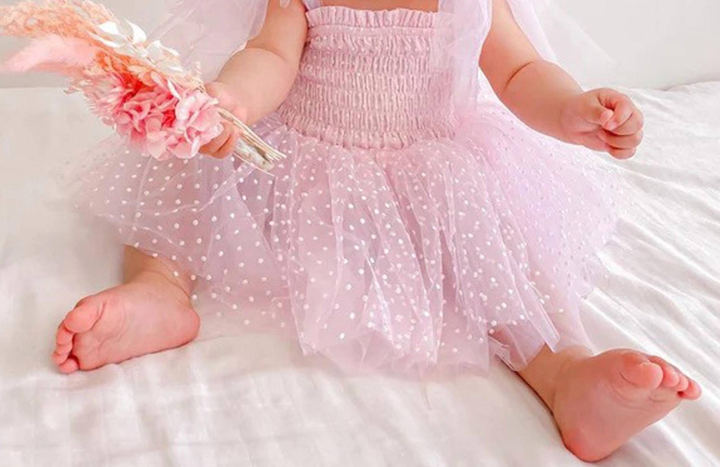 Ромпер Poppy в горошек розовый A Little Lacey
Ромпер Poppy в горошек розовый A Little Lacey