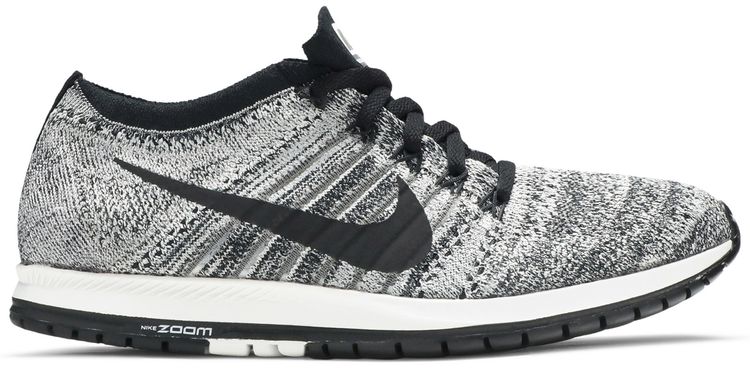 Кроссовки Nike Zoom Flyknit Streak 'Oreo', серый
Кроссовки Nike Zoom Flyknit Streak 'Oreo', серый