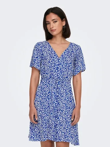 Only мини-платье "ONLEVIDA S/S SHORT DRESS WVN NOOS", цвет Nebulas Blue Aop:Hanna Flower
Only мини-платье "ONLEVIDA S/S SHORT DRESS WVN NOOS", цвет Nebulas Blue Aop:Hanna Flower