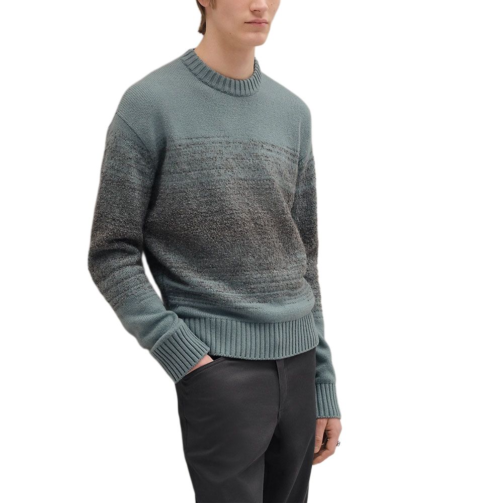 Hermes Мужской свитер бирюзового цвета с круглым вырезом, средней плотности ткани, другие цвета
Hermes Мужской свитер бирюзового цвета с круглым вырезом, средней плотности ткани, другие цвета