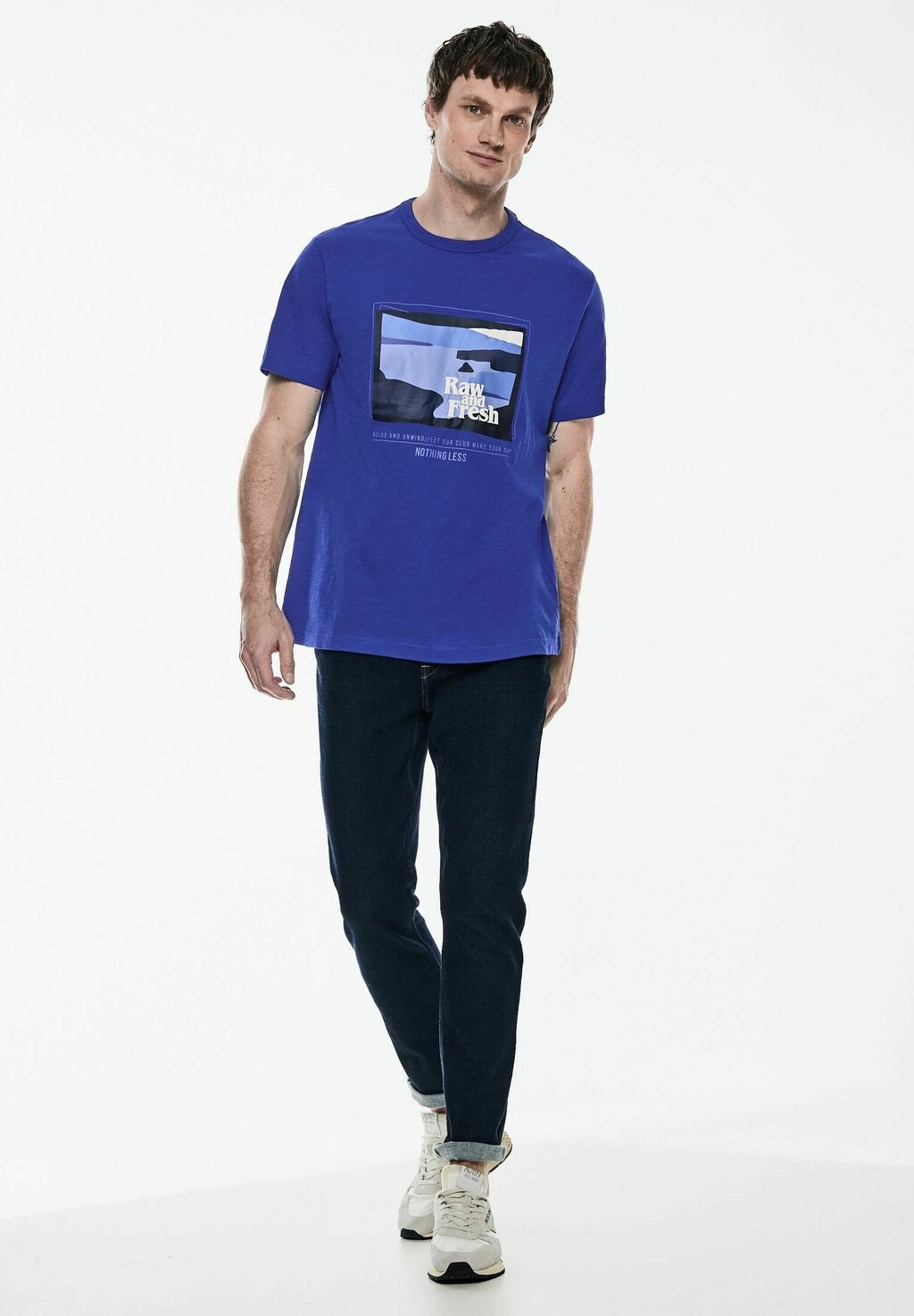 Футболка с принтом SLUB Street One MEN, темно-синий
Футболка с принтом SLUB Street One MEN, темно-синий