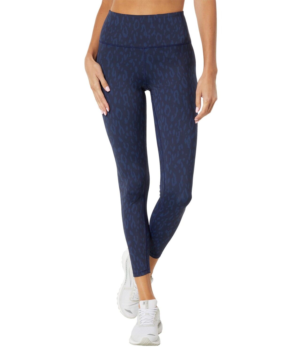 Брюки THRIVE SOCIETE, Printed 7/8 Leggings
Брюки THRIVE SOCIETE, Printed 7/8 Leggings