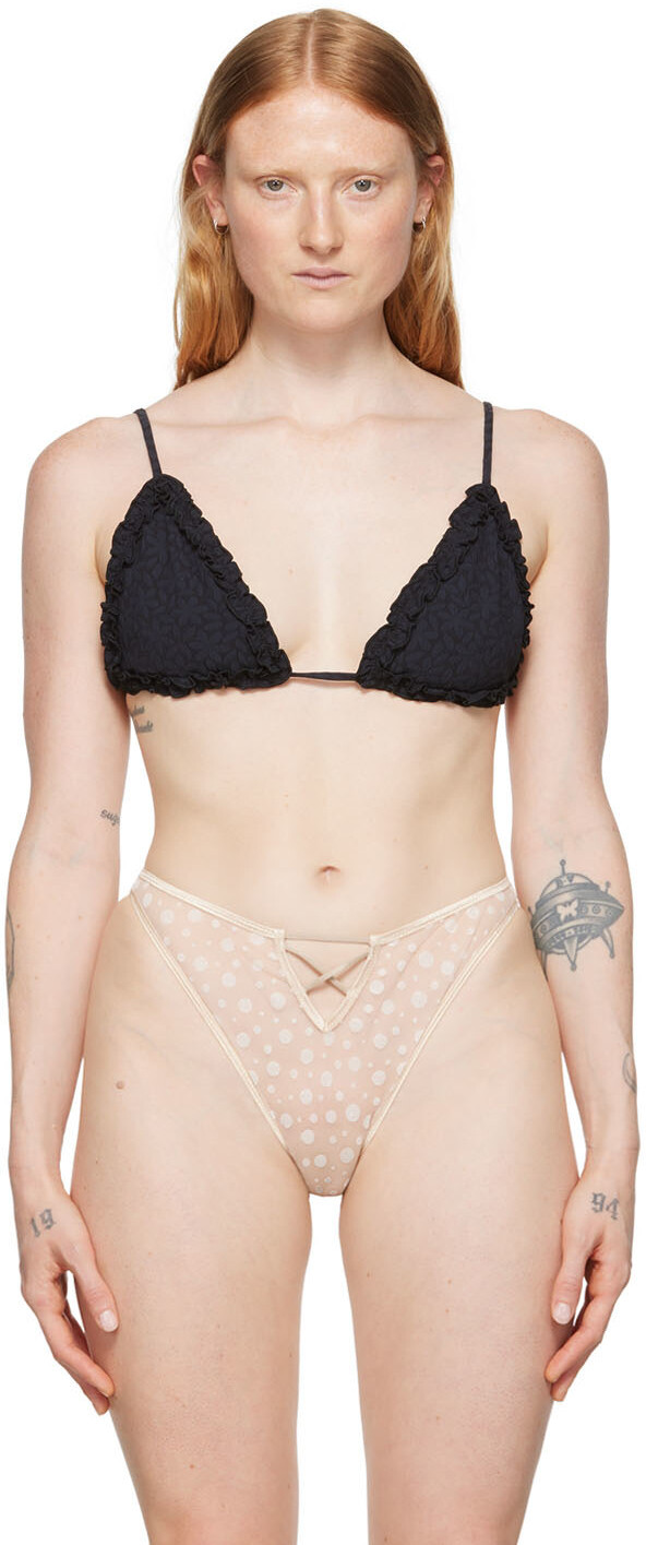 Черный плавающий бикини-топ Le Petit Trou
Черный плавающий бикини-топ Le Petit Trou