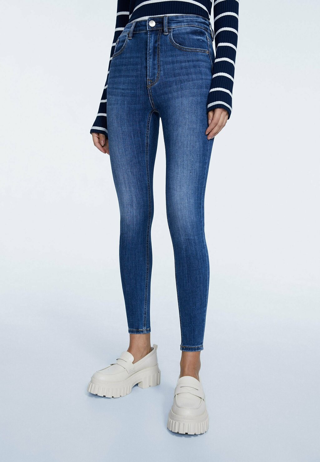 Джинсы Skinny Fit Stradivarius, синий
Джинсы Skinny Fit Stradivarius, синий