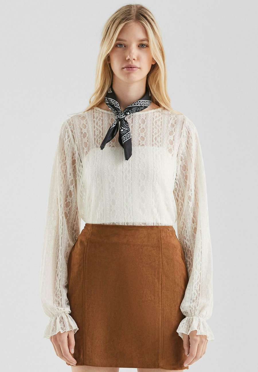 Блуза QS Blouse, Creme/Off-White
Блуза QS Blouse, Creme/Off-White