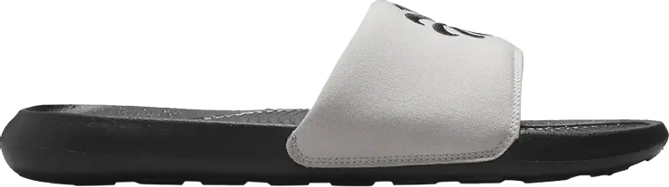 Сандалии Nike Victori One Slide Next Nature 'Light Iron Ore', белый
Сандалии Nike Victori One Slide Next Nature 'Light Iron Ore', белый