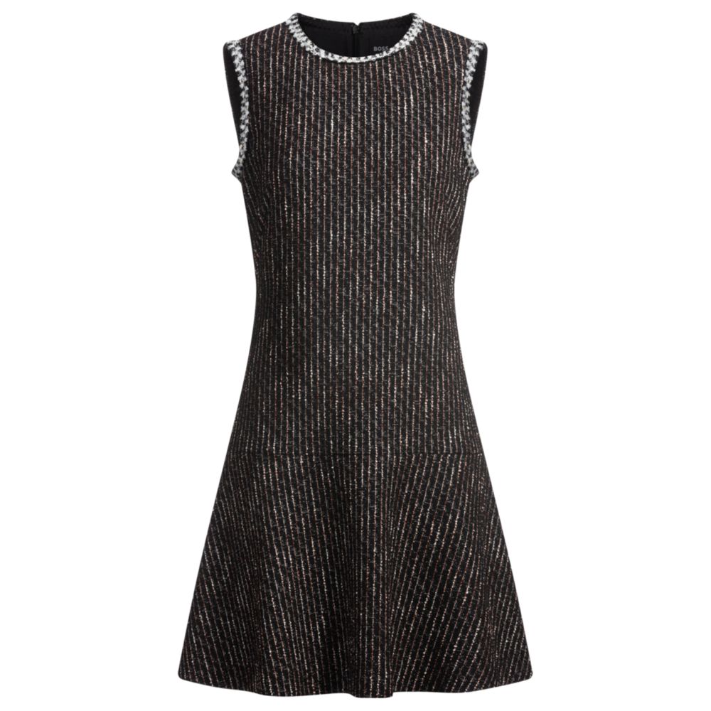 Платье с отделкой тесьмой из джерси-букле BOSS, цвет patterned
Платье с отделкой тесьмой из джерси-букле BOSS, цвет patterned