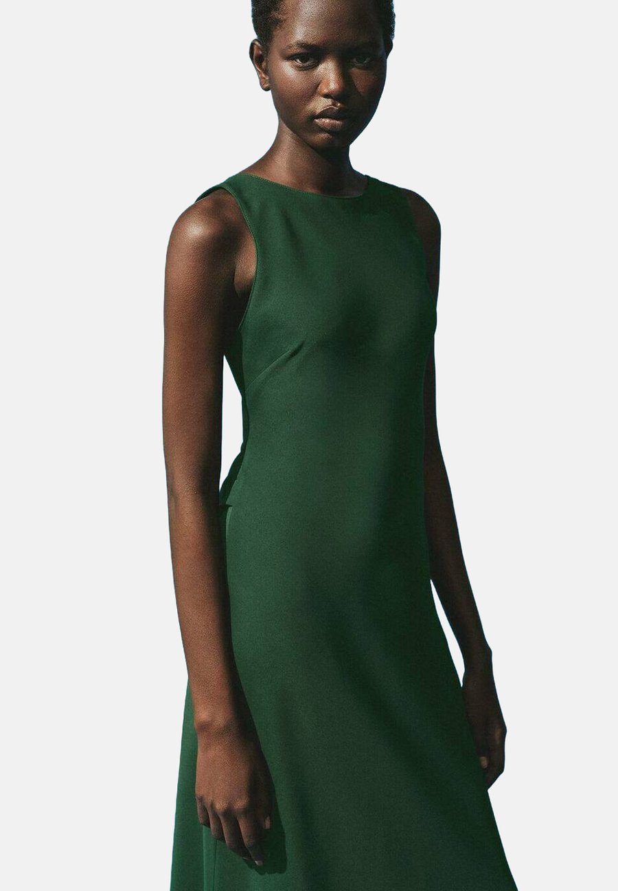 Платье Mango OPEN BACK MIDI, Green
Платье Mango OPEN BACK MIDI, Green