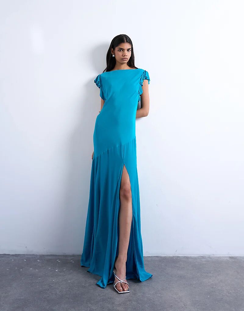 Платье макси Topshop с застежкой-хомутиком на спине и рукавами-крылышками в цвете «ВВС США» синего цвета
Платье макси Topshop с застежкой-хомутиком на спине и рукавами-крылышками в цвете «ВВС США» синего цвета