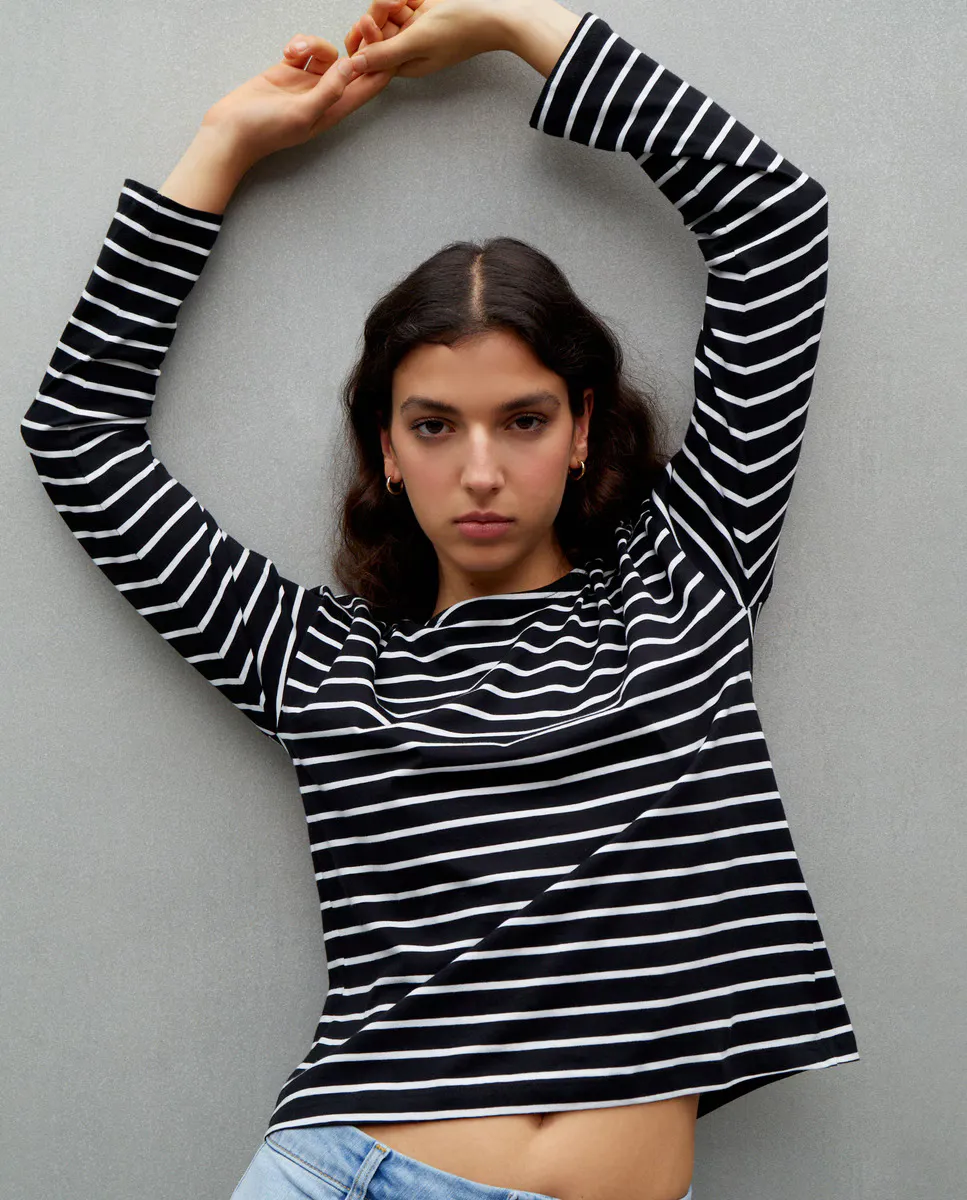 Женская футболка с длинными рукавами и застежкой на пуговицы сзади Easy Wear, черный
Женская футболка с длинными рукавами и застежкой на пуговицы сзади Easy Wear, черный