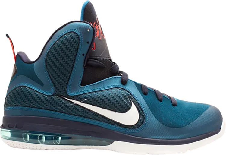 Кроссовки Nike LeBron 9 'Swingman', зеленый
Кроссовки Nike LeBron 9 'Swingman', зеленый