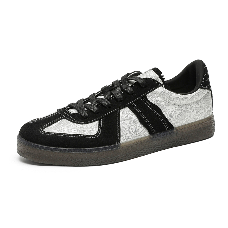 TONYBEAR Низкие кроссовки для скейтбординга мужские, белые, черные
TONYBEAR Низкие кроссовки для скейтбординга мужские, белые, черные