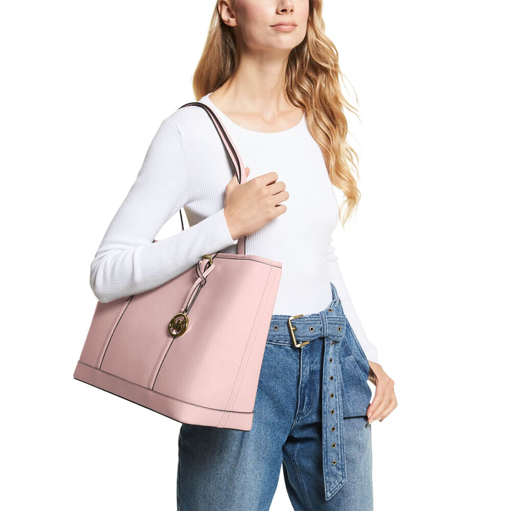Сумка Michael Kors Jet Set Travel Large, светло-розовый
Сумка Michael Kors Jet Set Travel Large, светло-розовый
