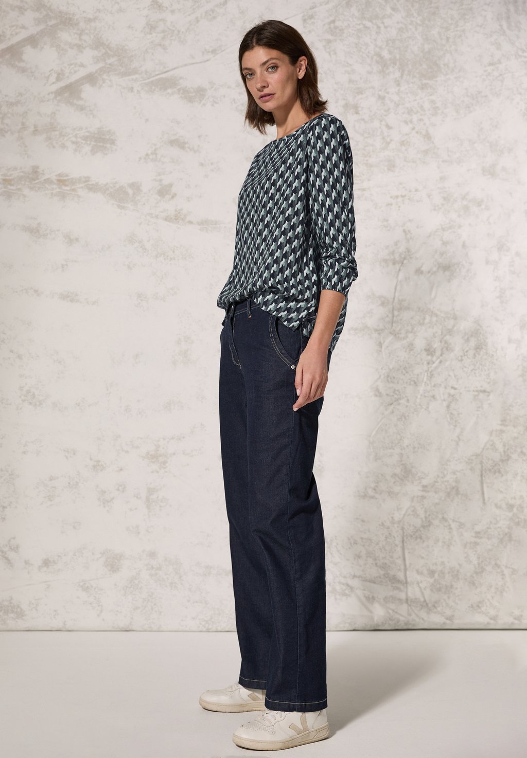 Блуза MIT GRAFISCHEM Cecil, хаки
Блуза MIT GRAFISCHEM Cecil, хаки