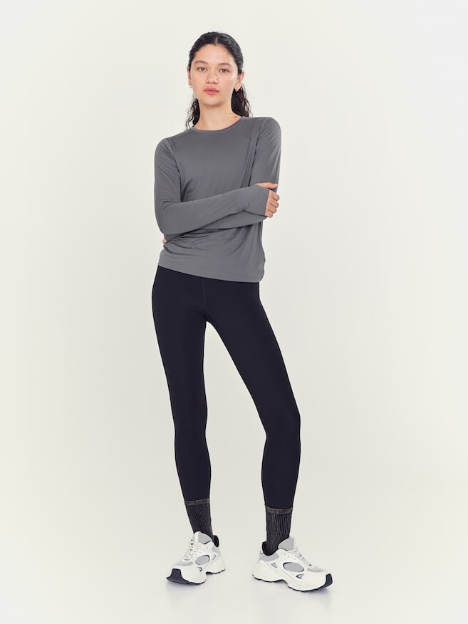 Беговая рубашка свободного кроя из материала Drymove H&M, серый
Беговая рубашка свободного кроя из материала Drymove H&M, серый