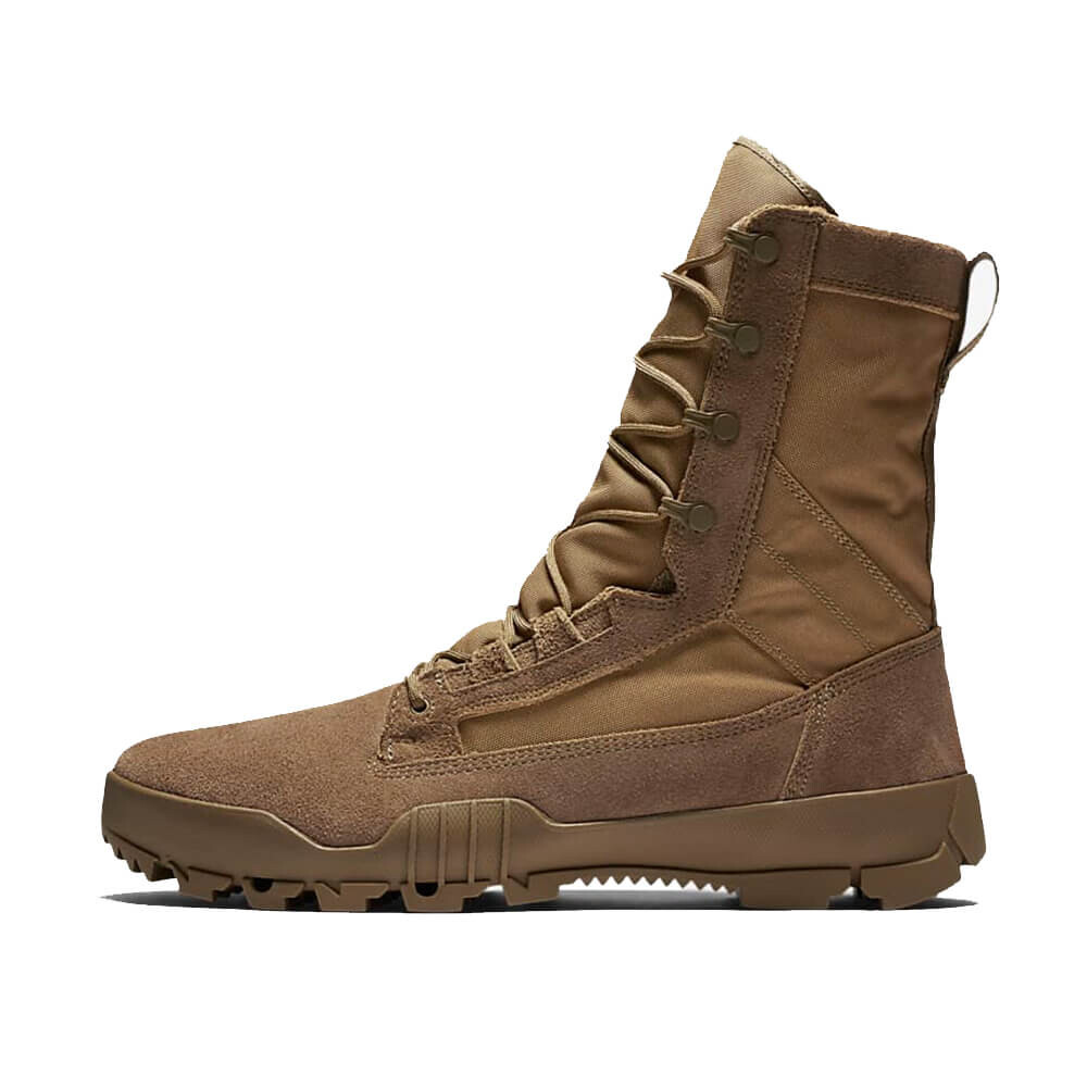 Ботинки Nike SFB Jungle 8" Leather, коричневый
Ботинки Nike SFB Jungle 8" Leather, коричневый