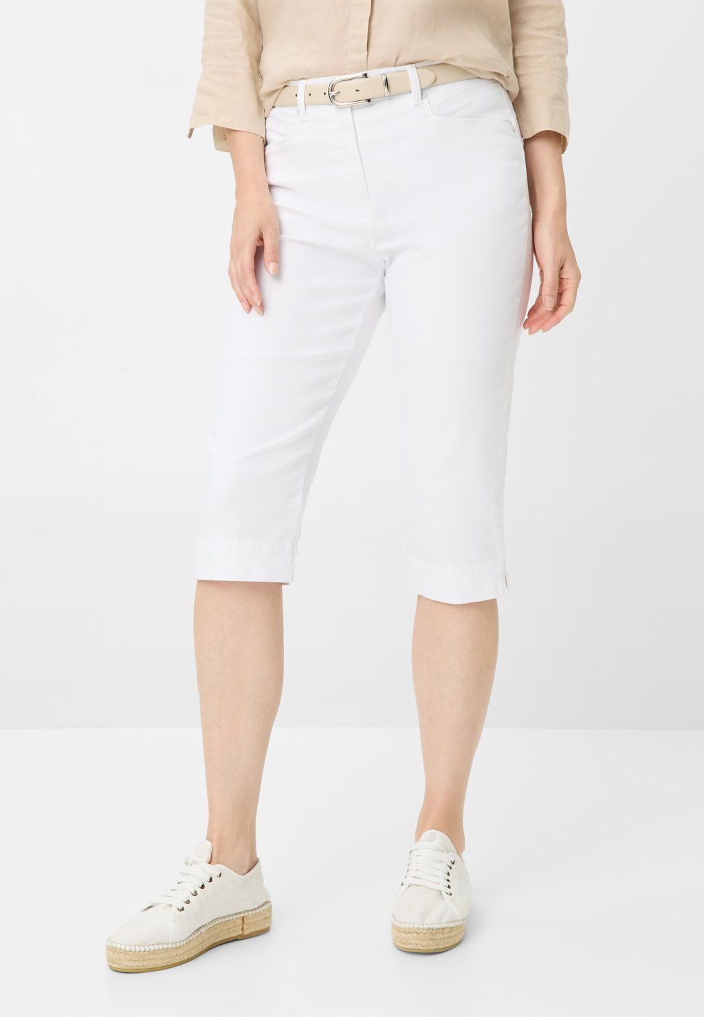 Джинсовые шорты STYLE CAREN CAPRI BRAX, белый 
Джинсовые шорты STYLE CAREN CAPRI BRAX, белый