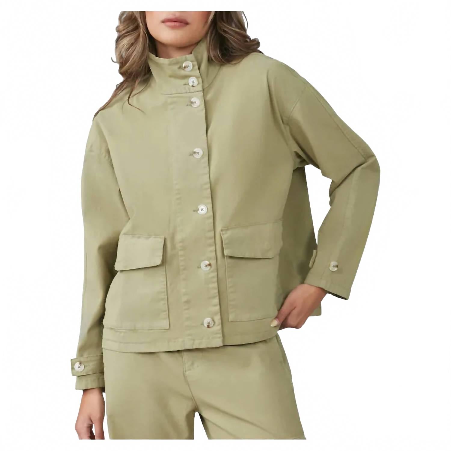 Женская утилитарная куртка в цвете артишок Jody Coyote, Artichoke
Женская утилитарная куртка в цвете артишок Jody Coyote, Artichoke